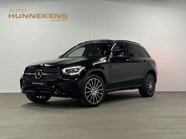 Mercedes-Benz GLC-KLASSE GLC300e AMG Line Trekhaak | Open dak | Distronic | Stoelverwarming | Ambient verlichting | 360 camera | Keyless