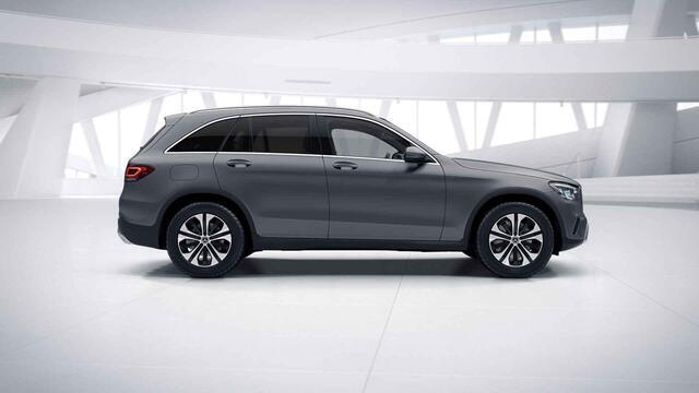 Mercedes-Benz GLC-KLASSE 200 Business Solution AMG | Rij assistentie | Digitaal instrumentenpaneel | Stoelverwarming |
