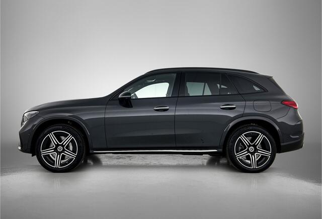 Mercedes-Benz GLC-KLASSE 400 e 4MATIC AMG Plug-In Hybride aprt-26 Panorama dak | 5 spaaks lichtmetalen velgen | Trekhaak | Treeplanken | Parking support | Inclusief 24 maanden MB Certified garantie voor Europa.