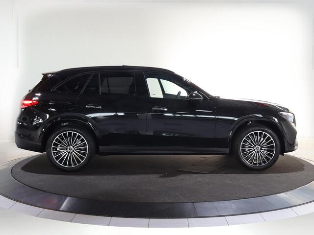 Mercedes-Benz GLC-KLASSE 300e 4MATIC Sport Edition | AMG | Night | Panoramaschuifdak | Premium Plus | Head-up | Rijassistentiepakket Plus | Trekhaak | Burmester |