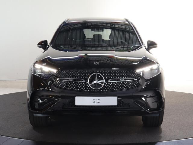 Mercedes-Benz GLC-KLASSE 300e 4MATIC Sport Edition | AMG | Panoramaschuifdak | Premium pakket | Nightpakket | Head-Up | Dodehoekassistent | DIGITAL LIGHT | Burmester |
