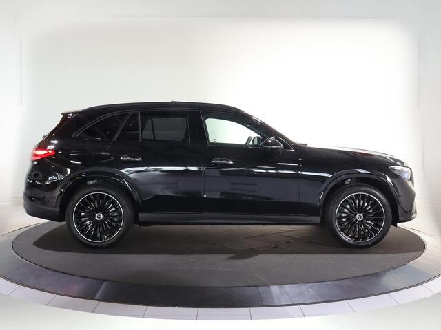 Mercedes-Benz GLC-KLASSE 300e 4MATIC Sport Edition | AMG | Panoramaschuifdak | Premium pakket | Nightpakket | Head-Up | Dodehoekassistent | DIGITAL LIGHT | Burmester |