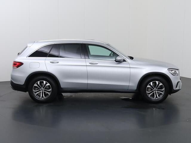 Mercedes-Benz GLC-KLASSE 200 Business Solution Limited | Trekhaak | Rijassistentiepakket Plus | Getint glas | Stoelverwarming |