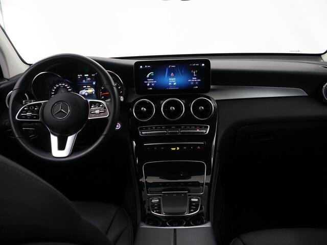Mercedes-Benz GLC-KLASSE 200 Business Solution Limited | Trekhaak | Rijassistentiepakket Plus | Getint glas | Stoelverwarming |