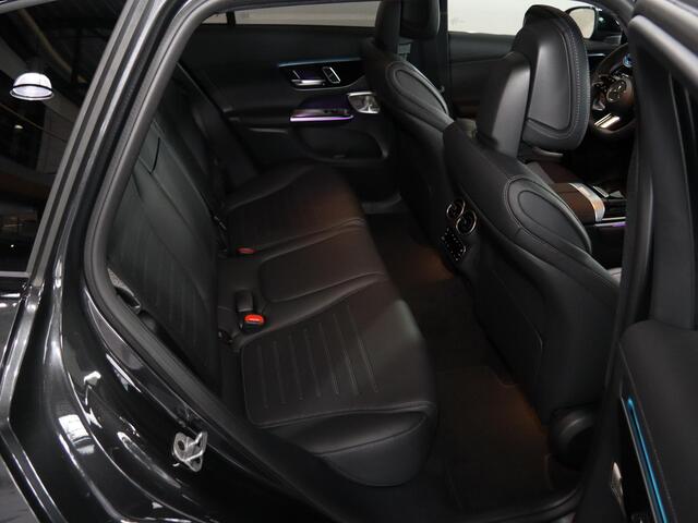 Mercedes-Benz GLC-KLASSE 300e 4MATIC Sport Edition | AMG | Panoramaschuifdak | Premium Plus | Head-Up | Burmester | Rijassistentiepakket Plus | Trekhaak |