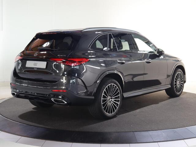 Mercedes-Benz GLC-KLASSE 300e 4MATIC Sport Edition | AMG | Panoramaschuifdak | Premium Plus | Head-Up | Burmester | Rijassistentiepakket Plus | Trekhaak |