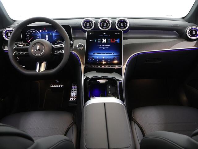 Mercedes-Benz GLC-KLASSE 300e 4MATIC Sport Edition | AMG | Panoramaschuifdak | Premium pakket | Nightpakket | 360° camera | Dodehoekassistent | DIGITAL LIGHT |