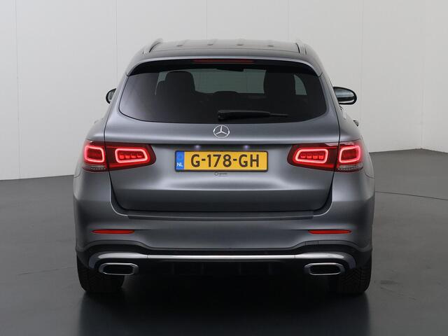 Mercedes-Benz GLC-KLASSE 200 Premium | Burmester | 19" lichtmetalen velgen | Widescreen | Stoelverwarming |