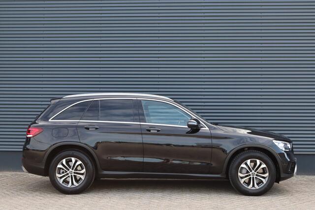 Mercedes-Benz GLC-KLASSE 200 Business Solution Limited Pano/Leder/Camera/CarPlay/LED/Dodehoek/Dab