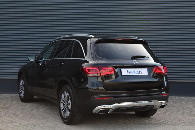 Mercedes-Benz GLC-KLASSE 200 Business Solution Limited Pano/Leder/Camera/CarPlay/LED/Dodehoek/Dab