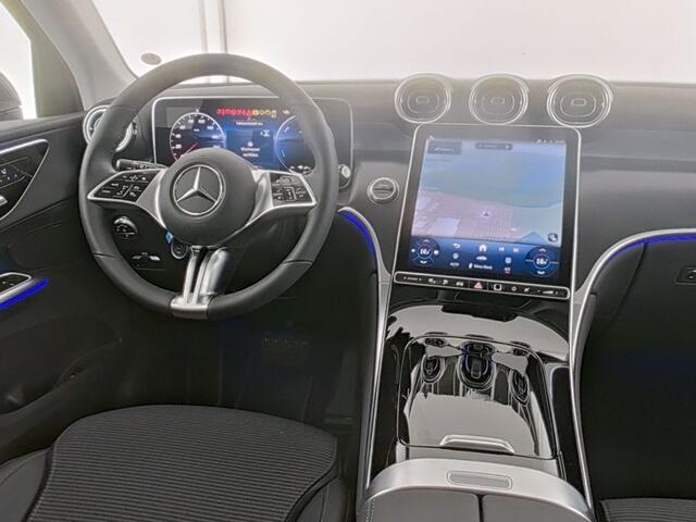 Mercedes-Benz GLC-KLASSE 300 e 4MATIC Plug-In Hybride | Trekhaak | Memory | Stuur en Stoelverwarming | Dode Hoek Ass. | CarPlay | Inclusief 24 maanden Mercedes-Benz Certified garantie voor Europa.