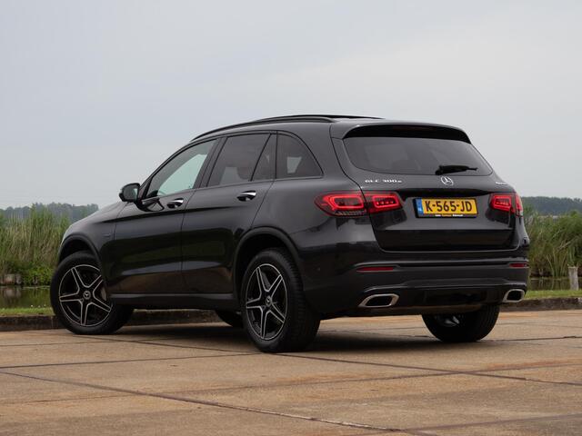 Mercedes-Benz GLC-KLASSE 300e 4MATIC Business Solution AMG Pano Burmester 360 Camera
