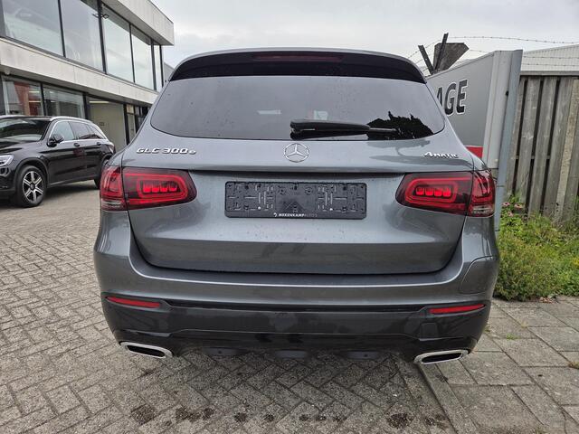 Mercedes-Benz GLC-KLASSE 300e 4MATIC 19"/Leder + memory l+r/Matrix LED/Dodehoek/Adaptieve cruise/360 camera/Stoelverwarming