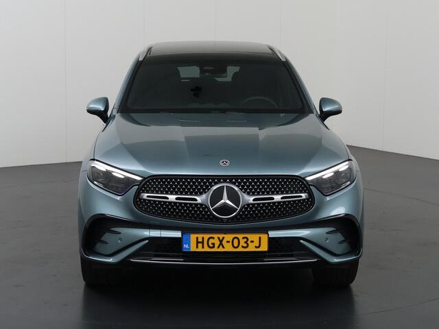Mercedes-Benz GLC-KLASSE 300e 4MATIC Sport Edition | AMG | Trekhaak | Panoramadak | Digital Light | Memory |