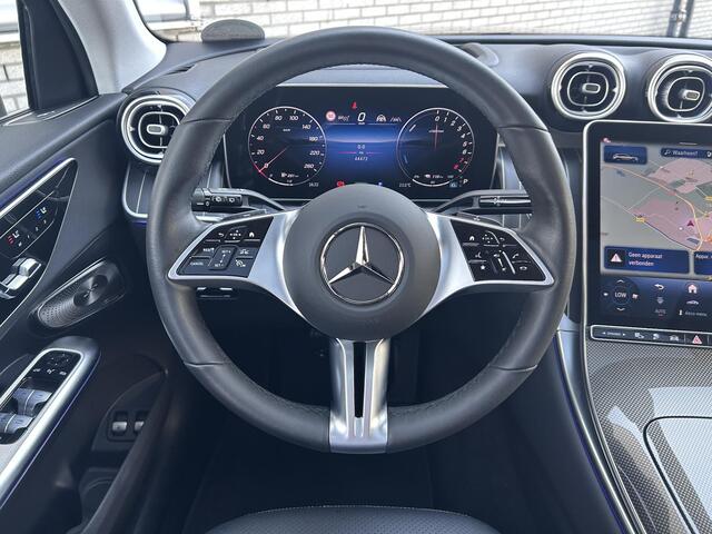 Mercedes-Benz GLC-KLASSE 300e 4MATIC AMG Line | Rijassistentiepakket | Burmester | Head Up display | Massage | Panoramadak | Trekhaak