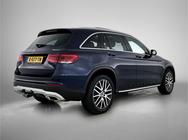 Mercedes-Benz GLC-KLASSE 300 e 4MATIC Plug-In Hybride Panoramadak | Treeplanken | Achteruitrijcamera Inclusief 24 maanden MB Certified garantie voor Europa.