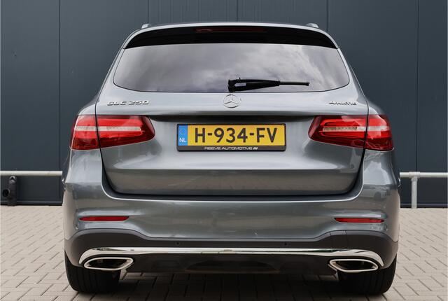Mercedes-Benz GLC-KLASSE 250 4MATIC AMG Edition 1 | Trekhaak wegkl. | Luchtvering | 360 camera | Stoelverwarming | Sportstoelen | 2400kg trekgewicht