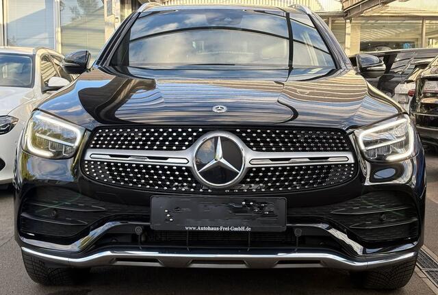 Mercedes-Benz GLC-KLASSE 200 4M AMG ** LED, MBUX+, PRIVACY, SPIEGEL- PACK, 19-inch LMV, DODE HOEK ** UNFALLFREI - VOL. MB-ONDERH. ** ** INFORMEER OOK NAAR ONZE AANTREKKELIJKE FINANCIAL-LEASE TARIEVEN **