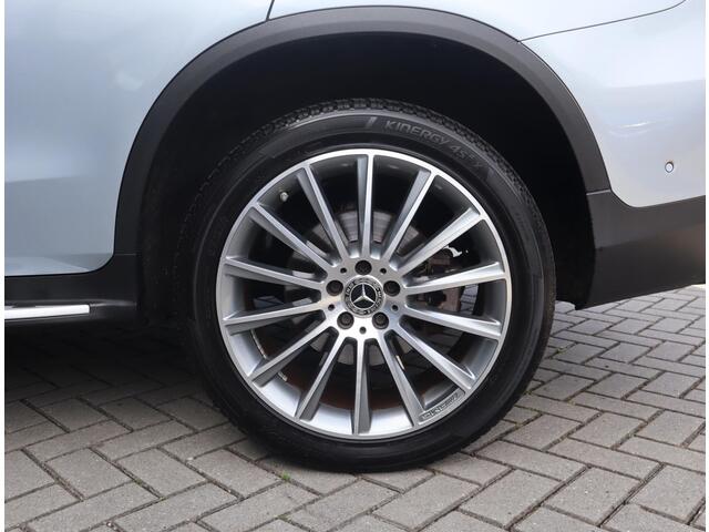 Mercedes-Benz GLC-KLASSE 300e 4MATIC AMG Line | Pano | Trekhaak | Burmester | ACC | Apple Carplay/Android Auto