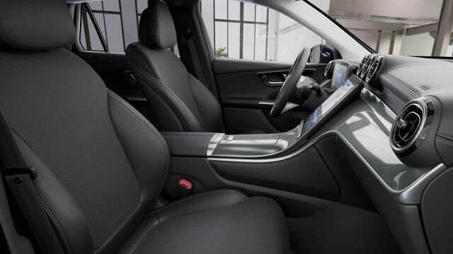 Mercedes-Benz GLC-KLASSE 300e 4MATIC Luxury Line | Winter pakket | 360 camera | Stoelverwarming |