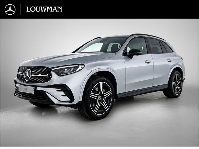 Mercedes-Benz GLC-KLASSE 300e 4MATIC Business Solution AMG | Advanced plus | Nightpakket | Parkeerpakket met achteruitcamera | Trekhaak | Panoramaschuifdak | Middenconsole metaalstructuur | 20 inch vijfspaaks lichtmetalen AMG-velgen |
