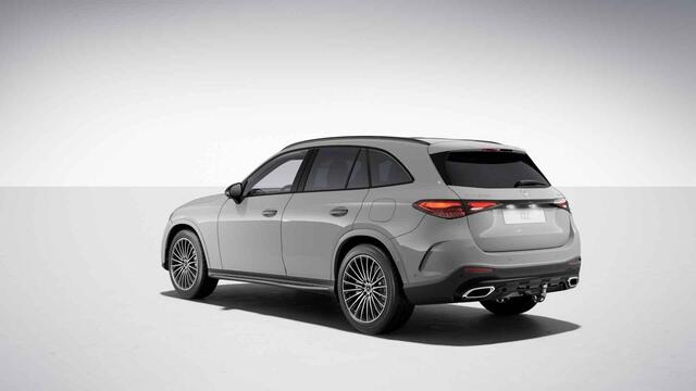 Mercedes-Benz GLC-KLASSE 300e 4MATIC Business Solution AMG | Premium Pakket | Treeplanken | Panoramaschuifdak | Trekhaak | Parkeerpakket |