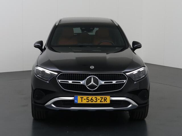 Mercedes-Benz GLC-KLASSE 300e 4MATIC Luxury Line | Bruin interieur | Panoramadak | Stoelverwarming | Memory |