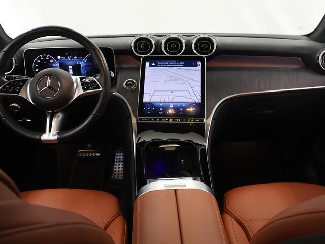 Mercedes-Benz GLC-KLASSE 300e 4MATIC Luxury Line | Bruin interieur | Panoramadak | Stoelverwarming | Memory |