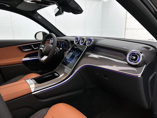 Mercedes-Benz GLC-KLASSE 300e 4MATIC Business Solution AMG | Advanced plus | Nightpakket | Parkeerpakket met achteruitcamera | Trekhaak | Panoramaschuifdak | Treeplanken in aluminiumlook | 20 inch vijfspaaks lichtmetalen AMG-velgen | Warmtewerend, donkergetint glas | URBAN GUARD 