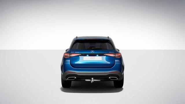 Mercedes-Benz GLC-KLASSE 300e 4MATIC Business Solution AMG | Premium Pakket | Trekhaak | Panoramaschuifdak | Treeplanken |