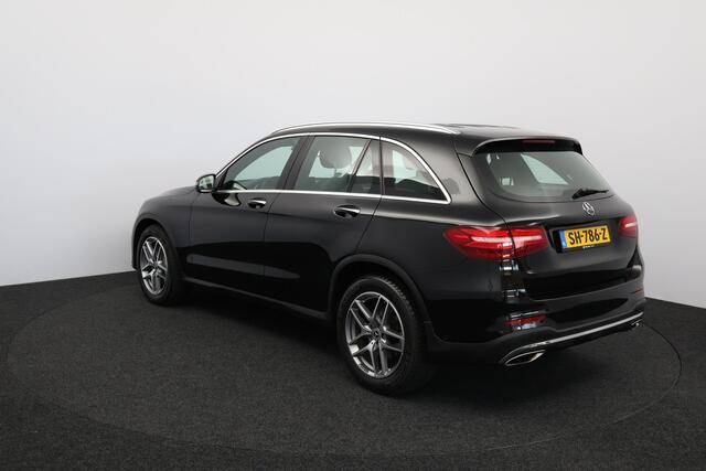Mercedes-Benz GLC-KLASSE 250 4MATIC Premium Plus AMG/ Automaat/ 17'' LMV/ 360°Camera/ LED Koplampen/ LEDER/ Elek. Stoelen + Memory/ Keyless/ Panorama-Dak/ Stoelverw./ PDC V+A/ Zwarte-Hemel/ Navi/ Bluetooth/ Multi. Sportstuur.