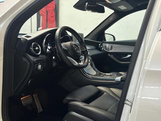 Mercedes-Benz GLC-KLASSE 250 4MATIC Premium Plus | Panoramadak | Burmester | Trekhaak | Keyless | Treeplanken |