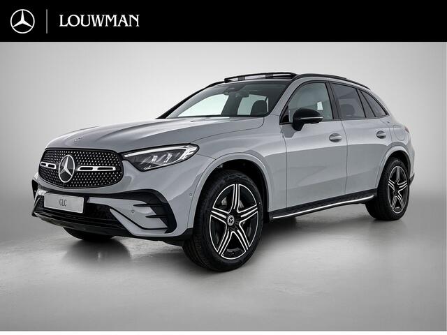 Mercedes-Benz GLC-KLASSE 300e 4MATIC Business Solution AMG | Advanced plus | Nightpakket | Parkeerpakket | Trekhaak | Panoramaschuifdak | Treeplanken in aluminiumlook | 20 inch vijfspaaks lichtmetalen AMG-velgen | URBAN GUARD Plus |