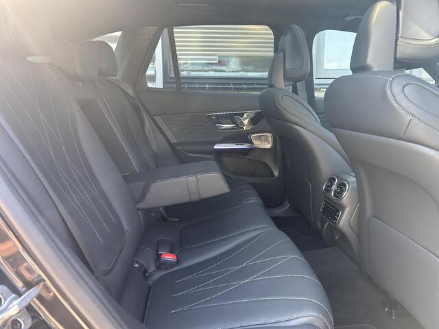 Mercedes-Benz GLC-KLASSE 400e 4MATIC AMG Line | Head Up display | Panoramadak | Burmester | Nappa Leder | Rijassistentiepakket Plus | Apple Carplay & Android Auto