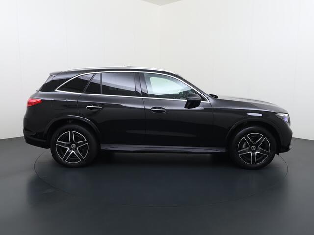 Mercedes-Benz GLC-KLASSE 300 e 4MATIC AMG Line | Pano HUD Trekhaak Burmester Memory
