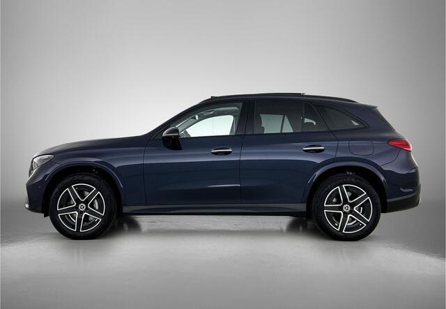 Mercedes-Benz GLC-KLASSE 300 e 4MATIC AMG Plug-In Hybride Night pakket |AMG Line | Memory pakket | Panoramadak | Stuurverwarming winterpakket | Inclusief 24 maanden MB Certified garantie voor Europa.