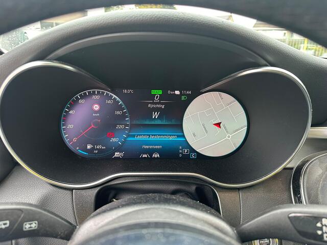 Mercedes-Benz GLC-KLASSE 300e 4MATIC AMG Line 320 PK | Nieuw binnen, meer foto's volgen ! | Panoramadak | Wegklapbare Trekhaak | 360 graden camera | Stoelverwarming