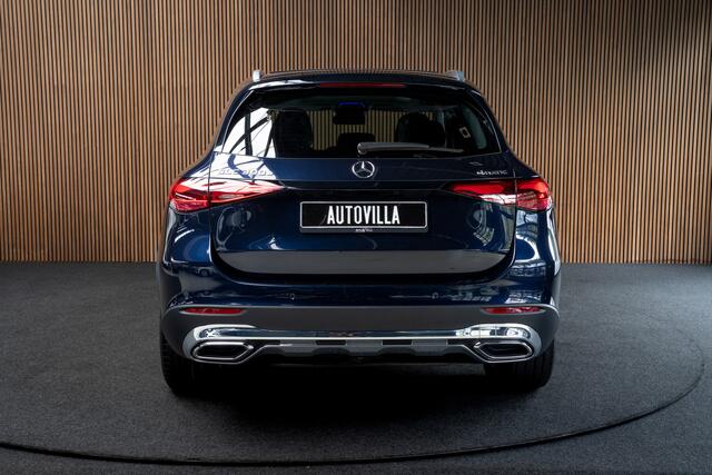 Mercedes-Benz GLC-KLASSE 300e 4MATIC Luxury Line Panoramadak 360 camera Electrice trekhaak Winter pakket USB-C Pakket