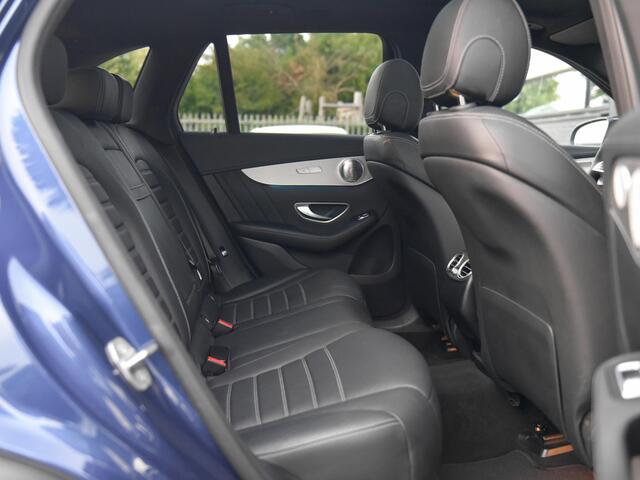 Mercedes-Benz GLC-KLASSE AMG 43 4MATIC Panoramadak ACC Camera Burmester 21 inch Velgen