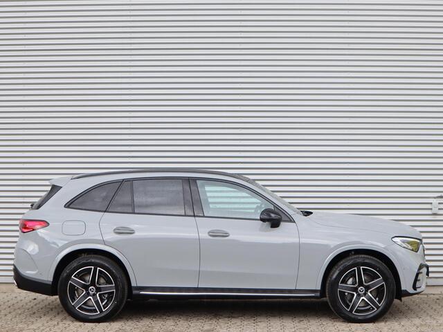 Mercedes-Benz GLC-KLASSE 300e 4MATIC Business Solution AMG Voordeel € 8.371 Voorraadactie !!