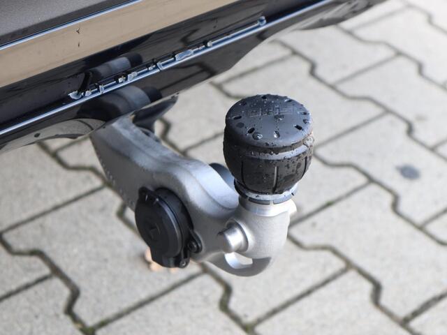 Mercedes-Benz GLC-KLASSE 300e 4MATIC Business Solution AMG Voordeel € 8.494 Voorraadactie!!