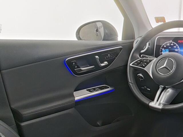 Mercedes-Benz GLC-KLASSE 300 e 4MATIC Plug-In Hybride Trekhaak | Ledkoplampen | Stoel en Stuurverwarming | Parkeerpakket met achteruitcamera. Inclusief 24 maanden Mercedes-Benz Certified garantie voor Europa.