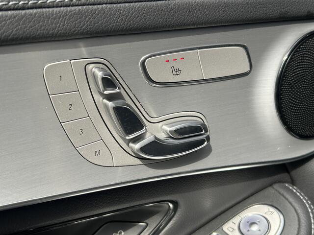Mercedes-Benz GLC-KLASSE 300e AMG // Panoramadak // Trekhaak // Memory // Headup // 360 Camera // Digitaal dashboard // Sfeerverlichting // 20 inch