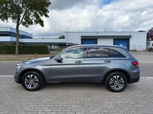 Mercedes-Benz GLC-KLASSE 200 AMG Distronic+ Night Pakket