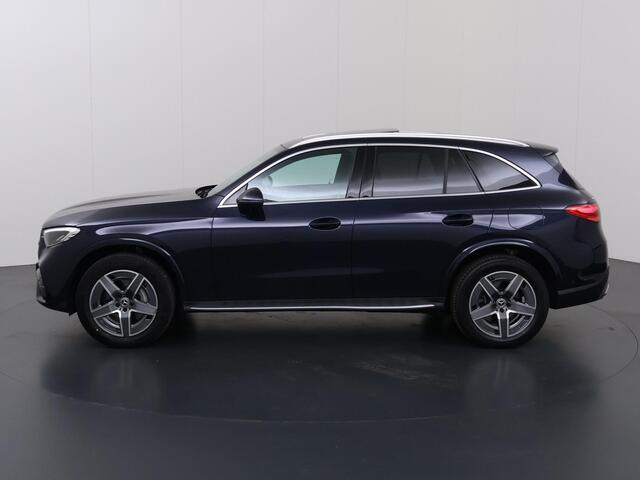 Mercedes-Benz GLC-KLASSE 300e 4MATIC AMG Line | Panoramadak | Memory | Getint glas | Sfeerverlichting | Winter pakket | 19" velgen |