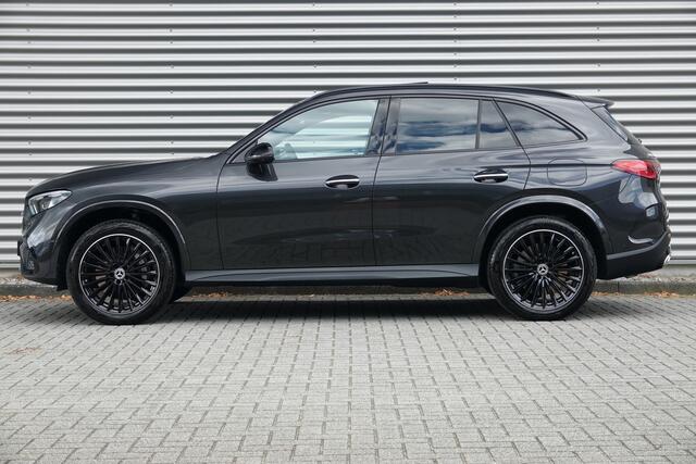 Mercedes-Benz GLC-KLASSE 300e 4MATIC AMG Line | Panodak | Night | Burmester | Trekhaak | HUD |