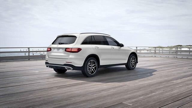 Mercedes-Benz GLC-KLASSE 250 4MATIC Business Solution AMG | Stoelverwarming | AGILITY CONTROL | Thermatic | Navigatie |