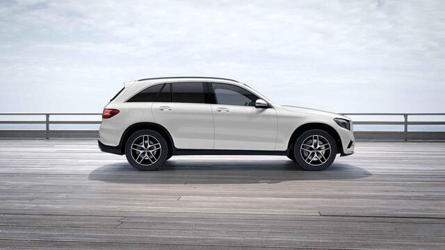 Mercedes-Benz GLC-KLASSE 250 4MATIC Business Solution AMG | Stoelverwarming | AGILITY CONTROL | Thermatic | Navigatie |