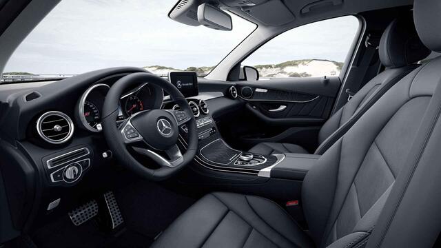 Mercedes-Benz GLC-KLASSE 250 4MATIC Business Solution AMG | Stoelverwarming | AGILITY CONTROL | Thermatic | Navigatie |