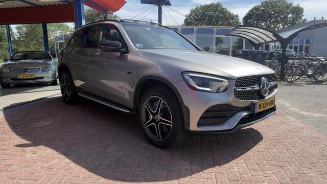 Mercedes-Benz GLC-KLASSE 300e 4MATIC AMG | PANO | MEMORY | MASSAGE | TREKHAAK